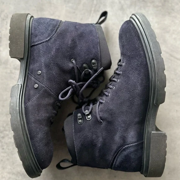 Hugo Boots - Picture 3 of 10